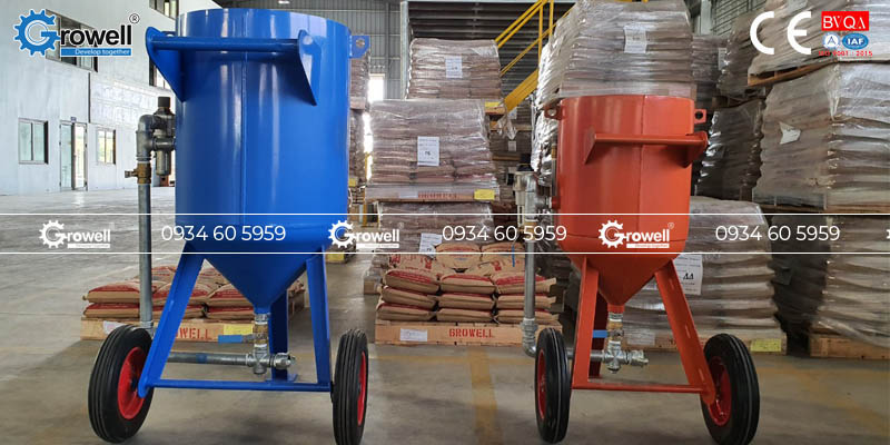 Máy bắn cát tẩy sơn