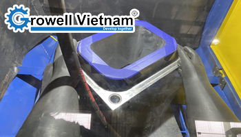 Ứng dụng máy bắn cát công nghiệp trong bảo dưỡng thiết bị