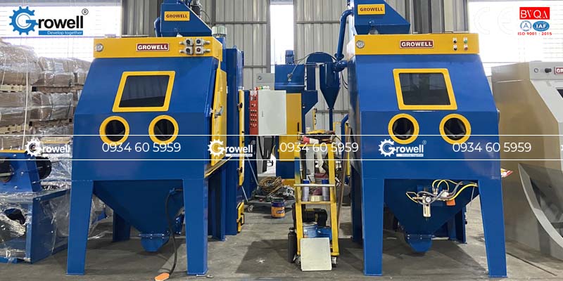 Máy phun cát là gì