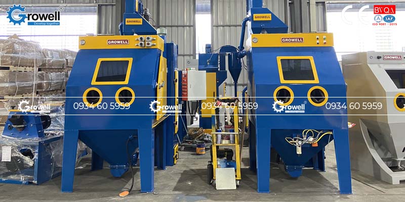 Máy phun cát tạo nhám