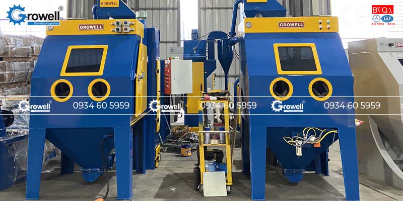Máy bắn cát tạo nhám kim loại